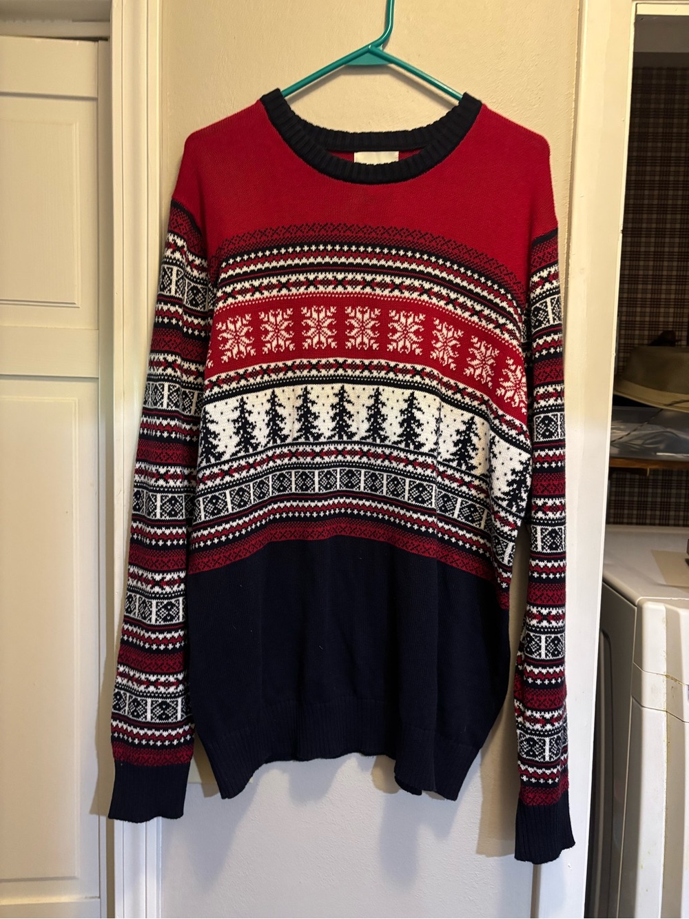 Men's Aspen Crewneck Winter Sweater in Red, Navy & White XL